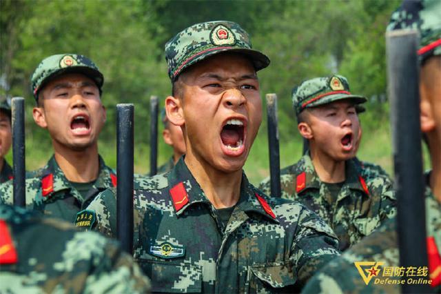 包含福州黄龙客场力克对手，士气高昂逐渐攀升的词条