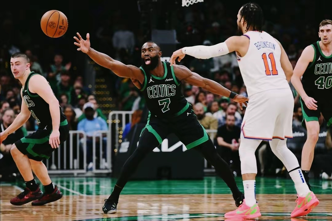 雄鹿力克凯尔特人，米德尔顿砍下分助队获胜