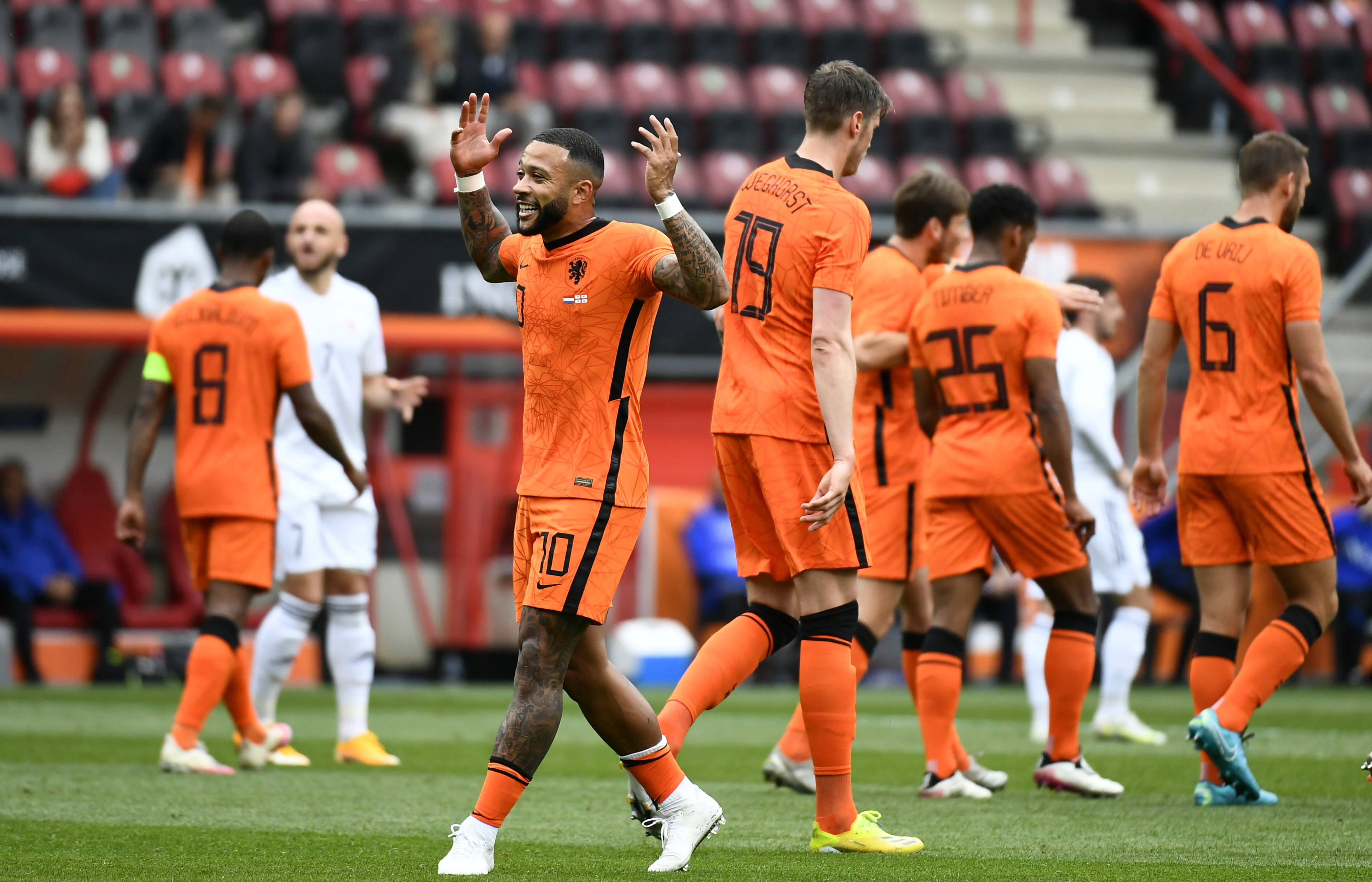 关于欧洲球队间的激战成为体育迷们的焦点的信息 关于欧洲球队间的激战成为体育迷们的焦点的信息