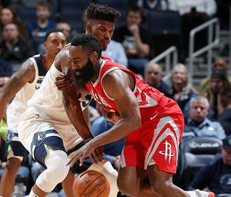 爱游戏官方登录入口-外线射手爆发！球队连胜拉开差距的简单介绍