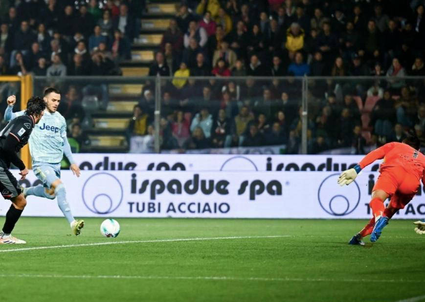 皇马连续大胜，豪取胜利士气高昂