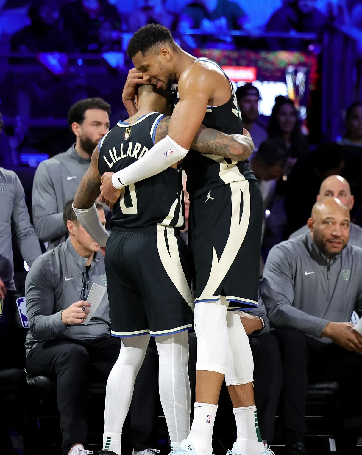 爱游戏官网-雄鹿遇上里程碑赛，字母哥神奇表现带队大胜魔术的简单介绍