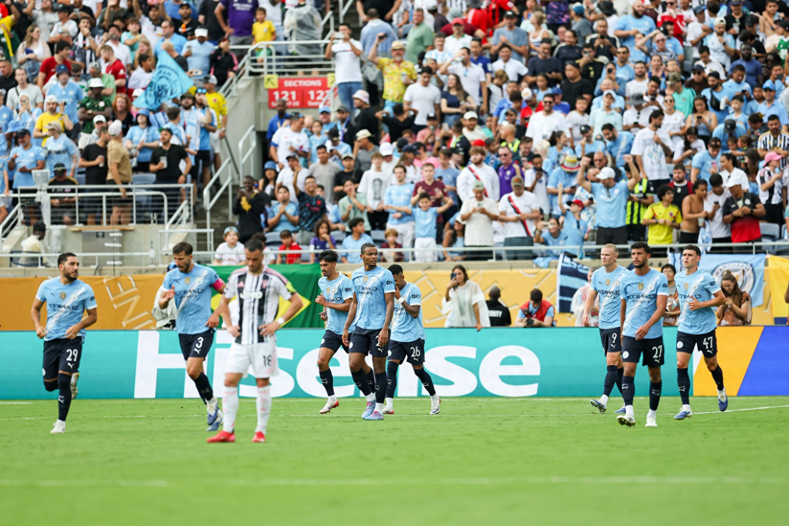 爱游戏官方登录入口-曼城再胜一仗，领先优势扩大